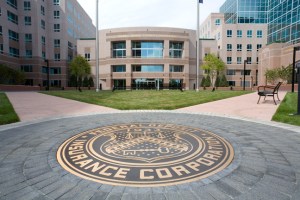 ศูนย์ฝึกอบรมคอมพิวเตอร์ ของสถาบัน FDIC